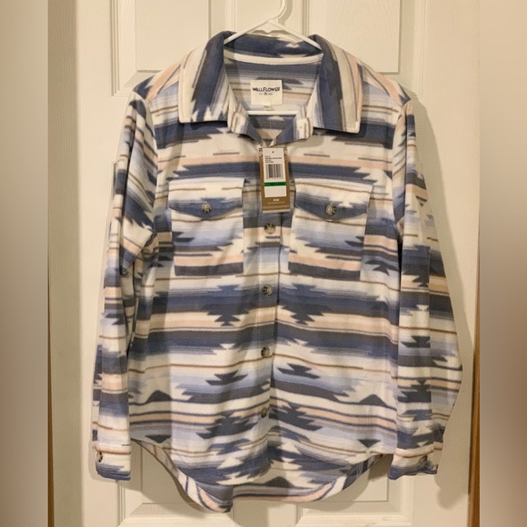 Wallflower fleece button up - Picture 1 of 4